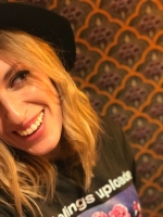 Maria Xinxó, col·laboradora de RAC1 ens ha parlat de la seva trajectòria vital i professional