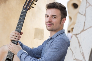 Izan Rubio, guitarrista: "Allà on no arriben les paraules arriba la música"