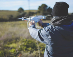 Tot sobre els drons amb AEROFOR: cursos de pilot, normativa, usos i serveis