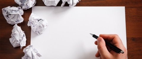 El cub blanc: T'agradaria escriure una novel·la? L'escriptor local Francesc Rovira impulsa un nou taller literari a l'Acadèmia de Belles Arts