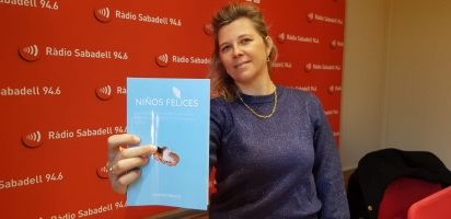 Anna Bombardó presenta 'Niños felices', un manual pedagògic per entendre les emocions dels infants