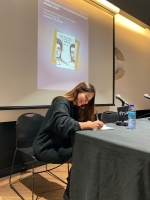 Inma Díaz presenta el seu primer poemari ' Que vuelvas y te conviertas en magia"