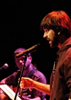 Cesk Freixas i Roc Casagran recitaran versos i cantaran cançons avui a la la Cava Urpí