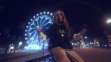 Carlene ens presenta nou single, ‘Sirena’, El seu nou single és ‘Sirena’, una cançó on barreja estils com la urbana, el pop, el flamenc o la rumba.
