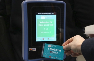 La T-Mobilitat es pot fer servir des de dilluns a Ferrocarrils | ACN