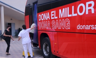 El Banc de Sang recomana demanar cita prèvia per anar a donar | ACN
