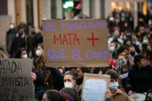 Una manifestació contra la violència masclista/ Roger Benet