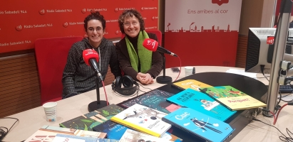 Clara Jubete, coordinadora projecte Àlbum i Cecilia Picún, llibretera