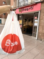 El supermercat 'low cost' funciona a través d'una aplicació mòbil que permet comprar en grup per obtenir els millors preus