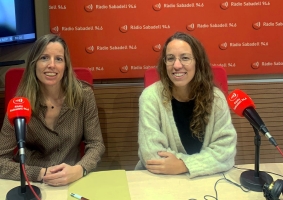 Belén Cochs i Cristina Olivas, als estudis de Ràdio Sabadell