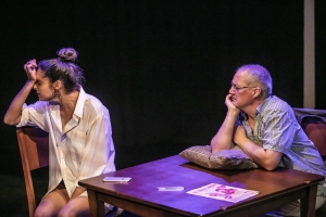 imatge de l'obra de teatre “Okupes particulars” produïda per la companyia Versus Teatre