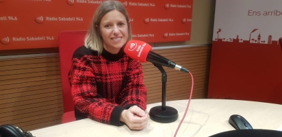 Anna Tomàs, als estudis de Ràdio Sabadell