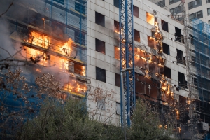Incendi del Llac Center/ Roger Benet