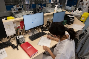 L'Hospital Clínic recupera avui un 10 per cent de les consultes externes | ACN
