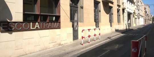 Exterior escola La Trama/ AMPA La Trama