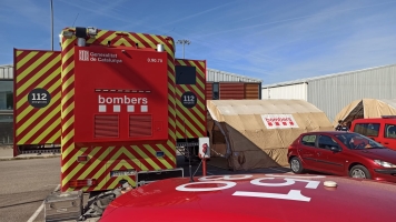 Vehicles dels Bombers, durant la presentació de la campanya a l'Aeroport de Sabadell