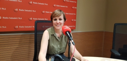 Mariona Hervàs, als estudis de Ràdio Sabadell