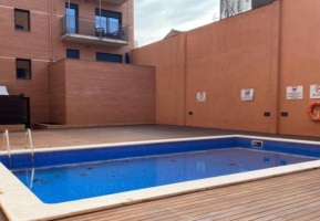 Una piscina comunitària