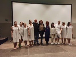 Tres Homes Grossos estrena 'Swimsmoke' a la UES i , al Casal Pere Quart, 'Màsters' i 'Aigua deshidratada'