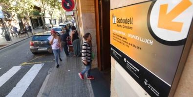 La FAIV assenyala que Sabadell dona facilitats per empadronar | Arxiu