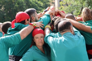 Els Castellers de Sabadell fent pinya en una diada durant la temporada passada | Júlia Ramon