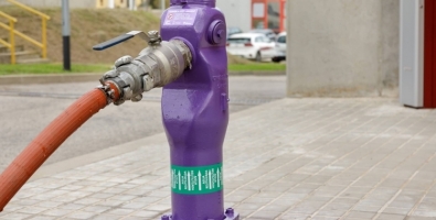 Un punt de recàrrega d'aigua regenerada | Aigües Sabadell