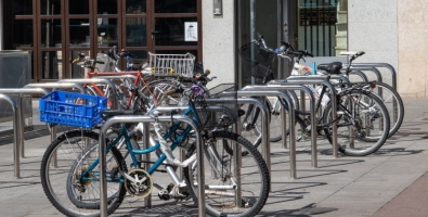 Unes bicicletes aparcades a Sabadell | Arxiu